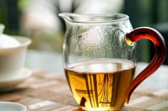 福鼎白茶能長時間悶泡嗎，老白茶可以悶著喝嗎？