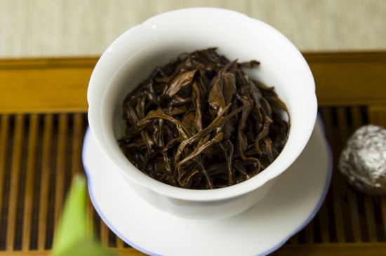 干吃茶葉致癌嗎，長期吃干茶葉的危害