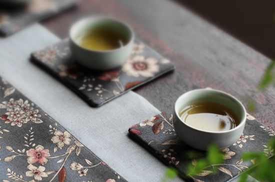 喝茶茶桌上的禮儀有哪些，泡茶待客十大禮儀不可不做！