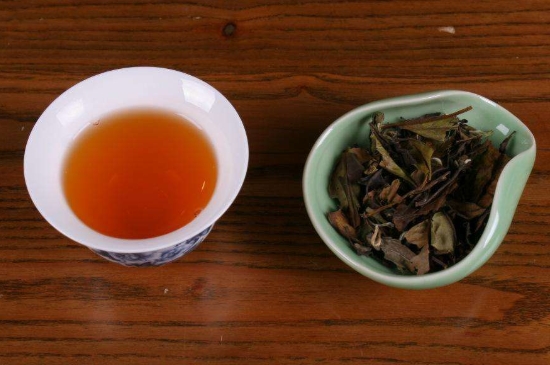 福鼎白茶能長時間悶泡嗎，老白茶可以悶著喝嗎？