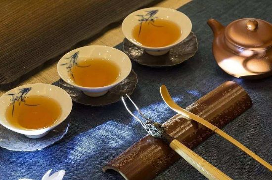 哪些茶適合泡功夫茶，功夫茶應(yīng)該配什么茶葉