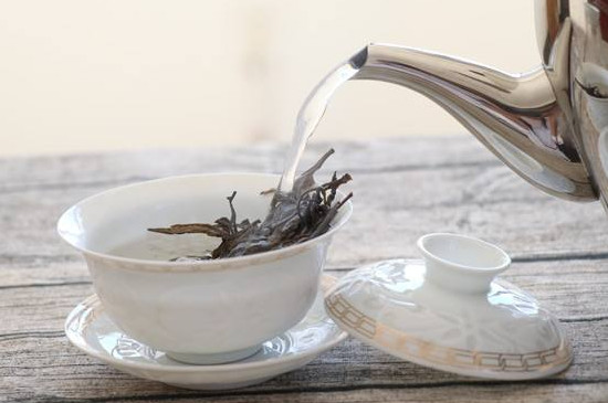 洗茶和潤茶一樣嗎，醒茶跟潤茶、洗茶有什么區(qū)別不同