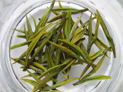 安吉白茶的功效與作用，簡單概括安吉白茶功效