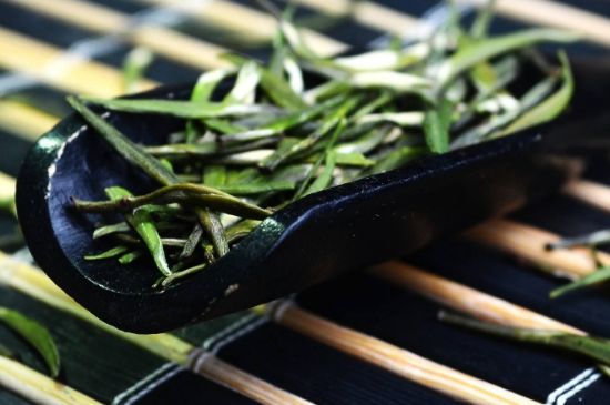 老茶和新茶哪個好，老茶好喝還是新茶好喝