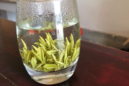 安吉白茶夏天怎么保存，安吉白茶能冷凍儲存嗎？