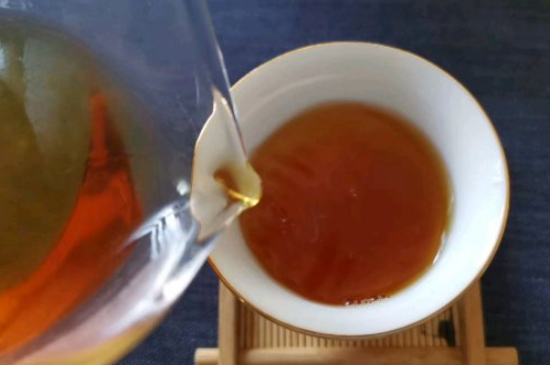 普洱茶十大學(xué)費(fèi)茶排名，吉普H是學(xué)費(fèi)茶？