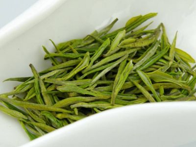 白茶顏色變黃還能喝嗎，發(fā)黃的白茶好不好？