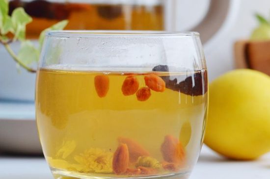 菊花茶的最佳搭配有哪幾樣，菊花茶和什么搭配喝效果好？