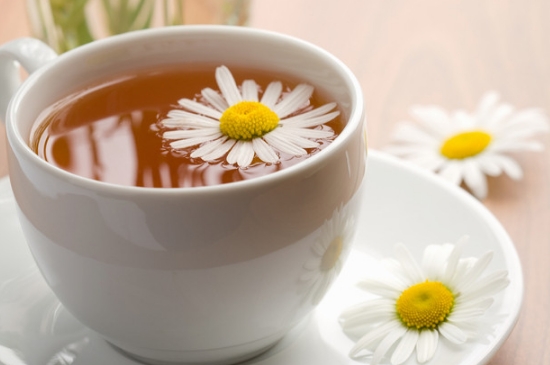 經(jīng)常菊花泡水好嗎，喝菊花茶有什么好處？