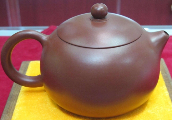 宜興紫砂壺四大經(jīng)典壺型叫什么，傳統(tǒng)紫砂四大名壺介紹