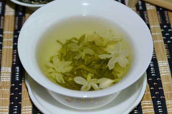 碧潭飄雪是什么檔次的茶，碧潭飄雪屬于什么檔次？