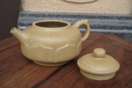 本山綠泥怎么分辨真假，真正的本山綠泥紫砂壺怎么鑒別？