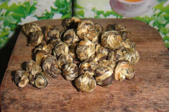 茉莉龍珠一次泡幾顆，茉莉龍珠一一杯放幾顆
