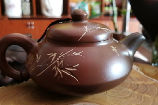 坭興陶主要泡什么茶，廣西坭興陶壺適合泡哪些茶？