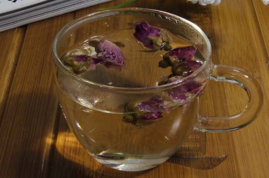 怎么判斷玫瑰花茶好不好，玫瑰花茶怎么樣鑒別