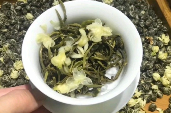 茉莉香珠跟龍珠有什么區(qū)別嗎，茉莉龍珠和茉莉香珠那個好？