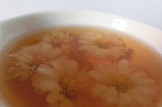 喝菊花茶有什么效果，女人長期喝菊花茶好嗎？