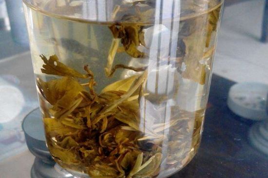 茉莉龍珠保質(zhì)期多長時間，茉莉龍珠茶放幾年了還能喝嗎？