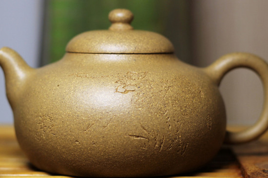 朱泥壺適合泡紅茶嗎，紅茶適合泡紫泥還是朱泥壺