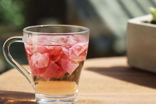 玫瑰花茶和什么搭配好，玫瑰花茶的搭配大全！