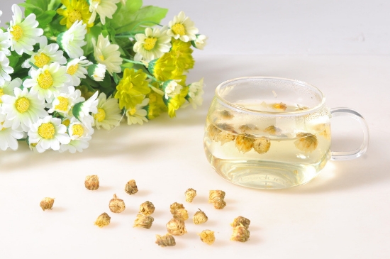 喝菊花茶有什么效果，女人長期喝菊花茶好嗎？