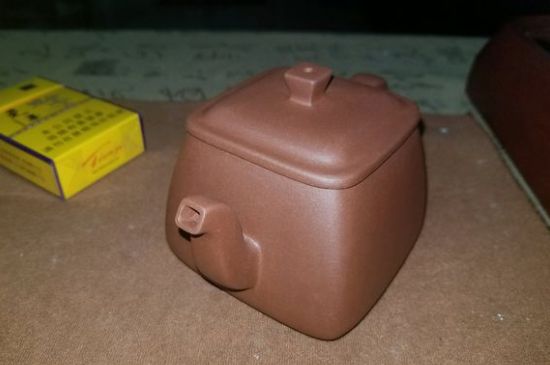 手工紫砂壺和模具壺有什么區(qū)別，快速鑒別手工壺模具壺