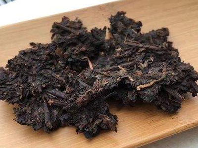 黑茶的功效與作用，長(zhǎng)期喝黑茶有什么功效？