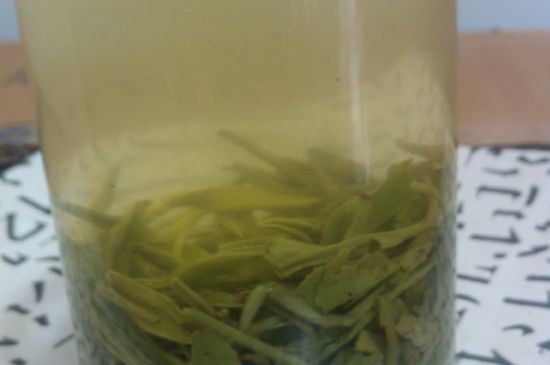 碧螺春為什么泡水渾濁，碧螺春茶葉泡水感覺(jué)很臟是混濁的