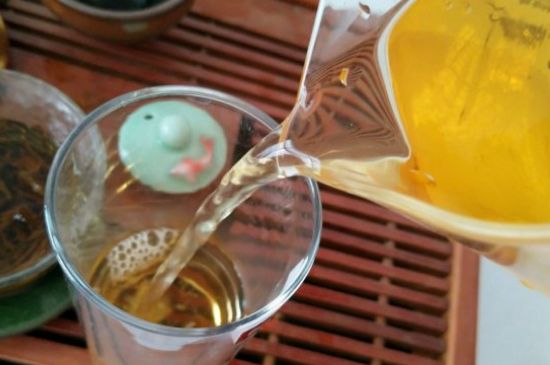 經(jīng)期喝紅茶有什么壞處，女性經(jīng)期可以喝紅茶嗎
