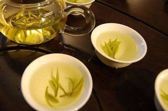 黃茶不適合哪些人喝，黃茶的功效與作用禁忌