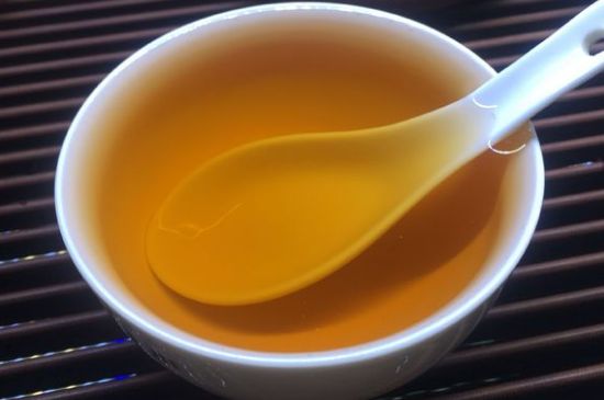 正山小種喝起來苦澀有點(diǎn)酸對嗎，正山小種發(fā)酸有害嗎