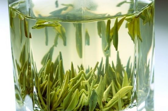 竹葉青和雀舌哪個貴，竹葉青茶貴嗎？
