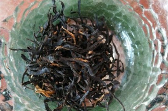女人晚上喝紅茶好嗎，女人紅茶啥時候喝最好？