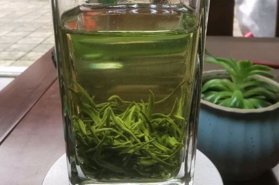 綠茶放了三年還能喝嗎，綠茶放久了喝了會怎樣